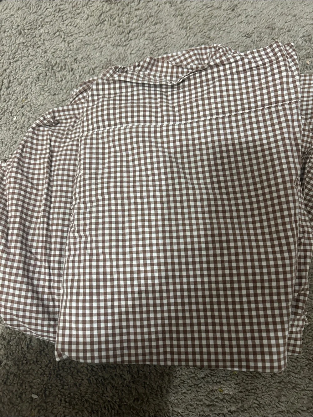 Pottery Barn Kids Brown and White Gingham Sheet set is fitted and flat sheet